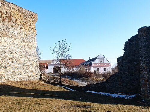 Barokní dvůr Borotín (zemědělský dvůr Starý zámek v Borotíně)